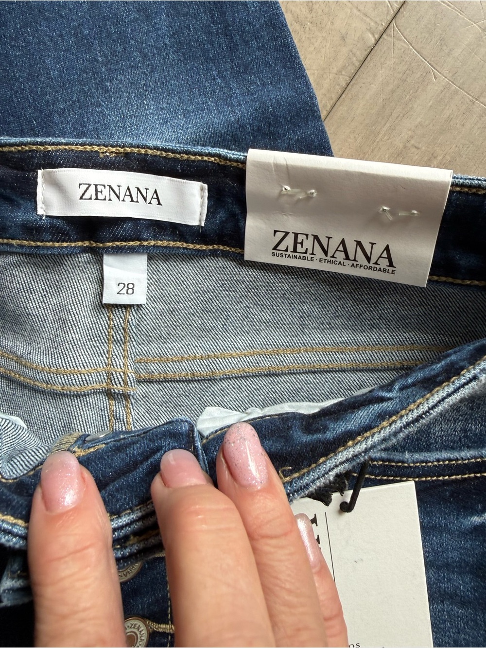 Zenana Outfitters Dark Blue High-Rise Button-Fly Cropped Jeans (137) - Picture 3 of 4
